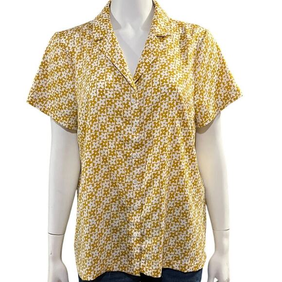 Modcloth Womens Yellow and White Floral Short Sleeve Button Down Shirt Size XL - Picture 2 of 10